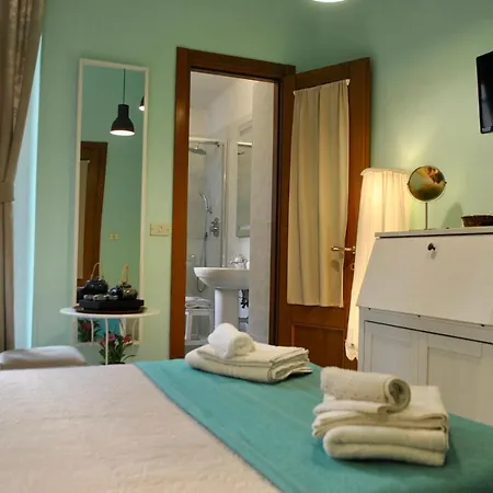 Casa Toret Bed and Breakfast 4*